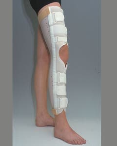 Rolyan AquaForm Knee Immobiliser, Large